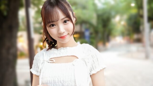 擁有稚嫩面孔的女孩的終極隱藏武器已經啟動